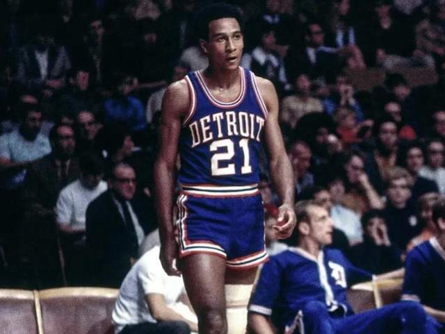 关键传球为 关键传球为