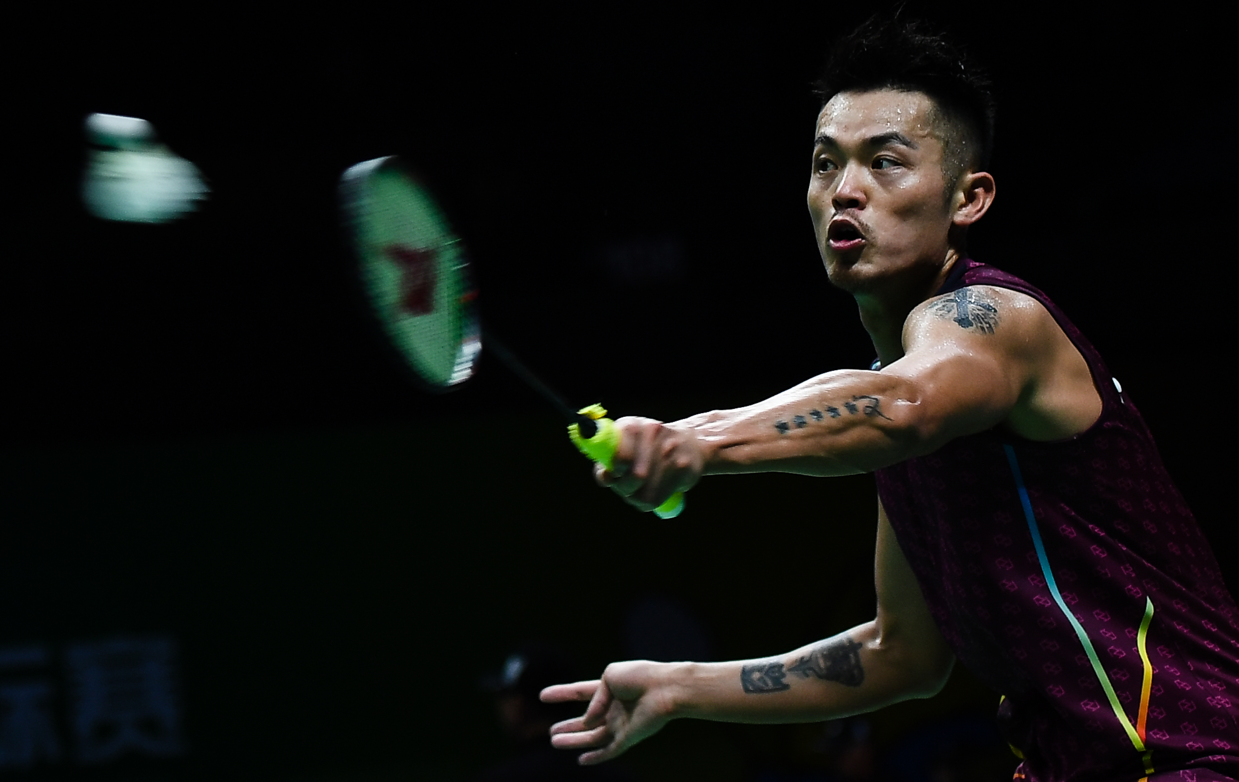 临艰难选择 临艰难选择