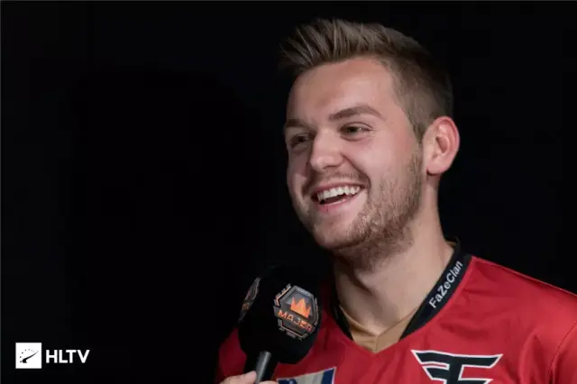 焦点人物方 焦点人物方